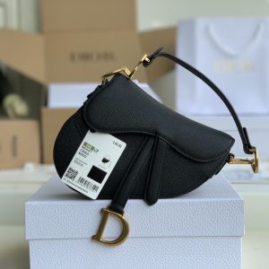 designer clothes dior saddle bag