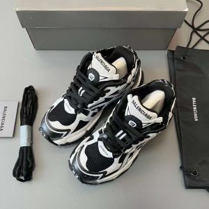 balenciaga 3xl black and white designer clothes